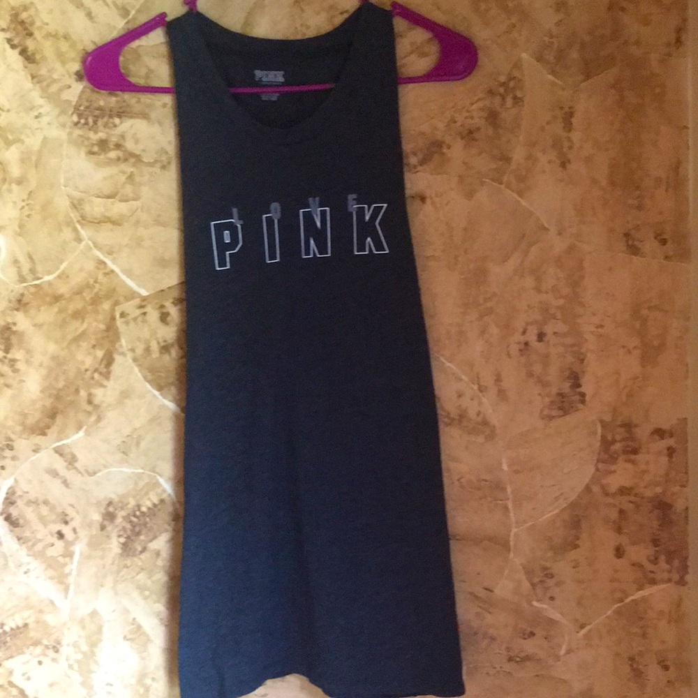 NWOT Victoria’s Secret PINK twist back tank